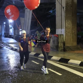 Runner Photo 7927929