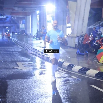 Runner Photo 7927948