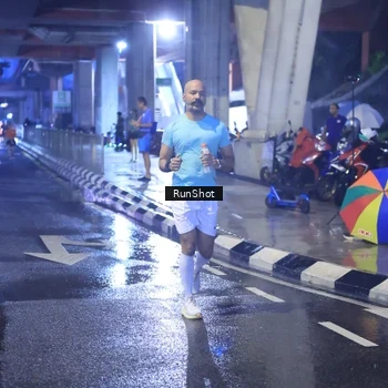Runner Photo 7927954