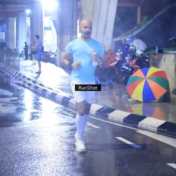 Runner Photo 7927967