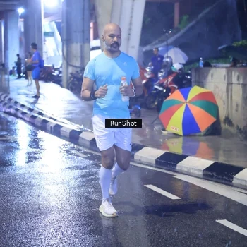 Runner Photo 7927970