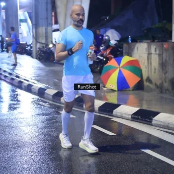 Runner Photo 7927975