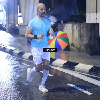 Runner Photo 7927978