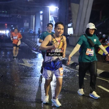 Runner Photo 7927979