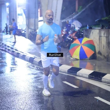 Runner Photo 7927990