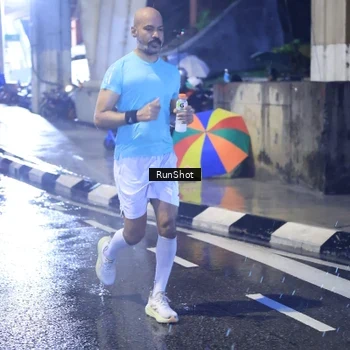 Runner Photo 7927991