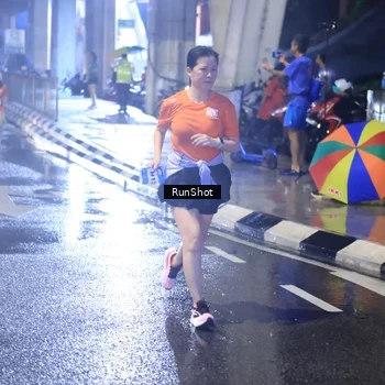 Runner Photo 7928088