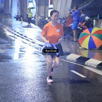 Runner Photo 7928092