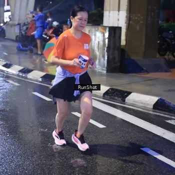 Runner Photo 7928113