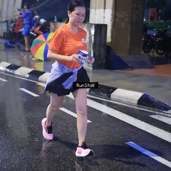 Runner Photo 7928118