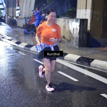 Runner Photo 7928137
