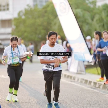 Runner Photo 7928143