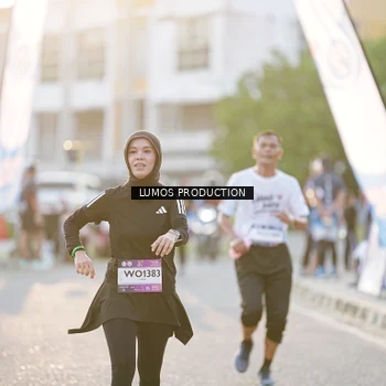 Runner Photo 7928145