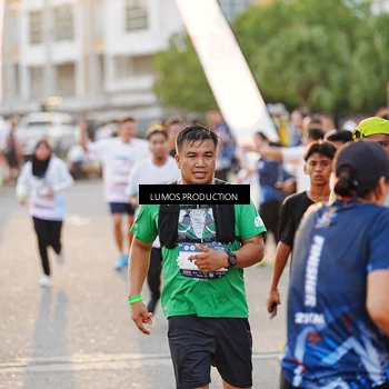 Runner Photo 7928156