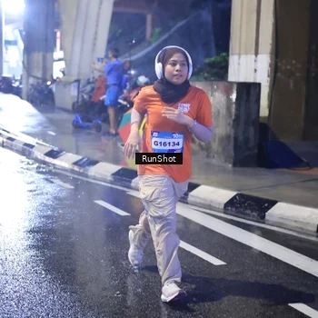 Runner Photo 7928171