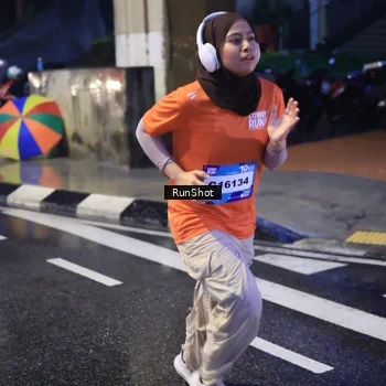 Runner Photo 7928216