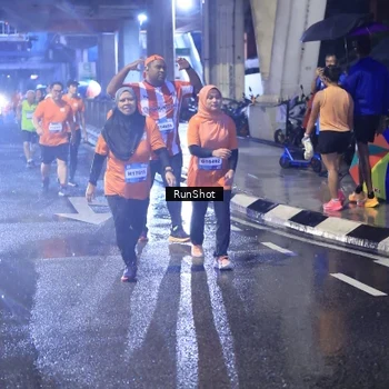 Runner Photo 7928221