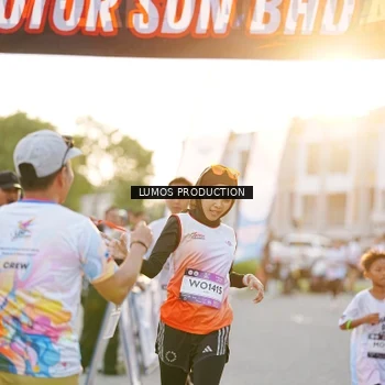 Runner Photo 7928229