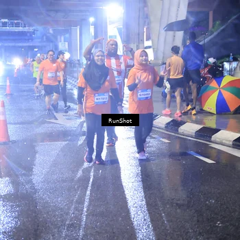 Runner Photo 7928240