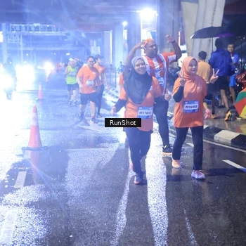 Runner Photo 7928248