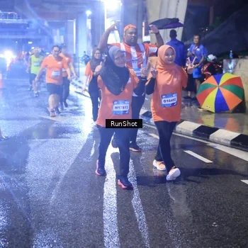 Runner Photo 7928268