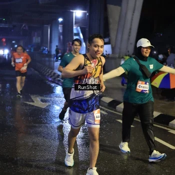 Runner Photo 7928270