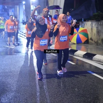 Runner Photo 7928272