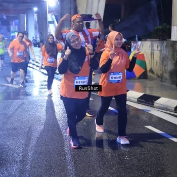 Runner Photo 7928292