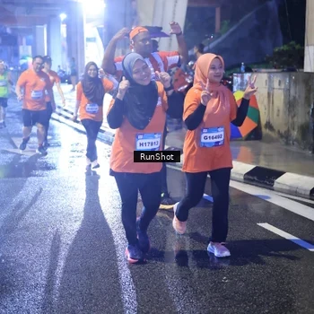 Runner Photo 7928296