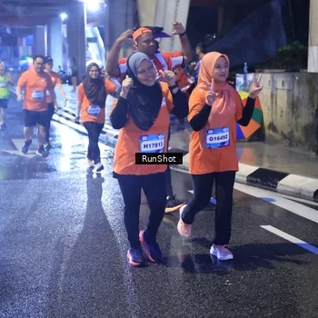 Runner Photo 7928297