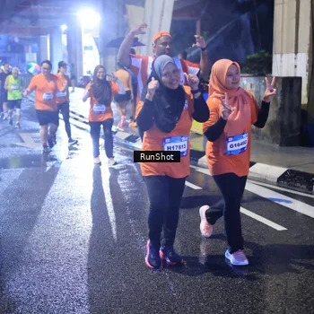Runner Photo 7928312