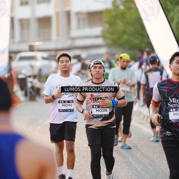 Runner Photo 7928314