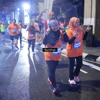 Runner Photo 7928318
