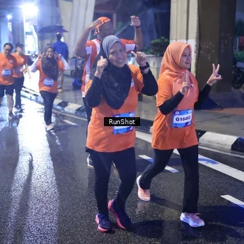 Runner Photo 7928328