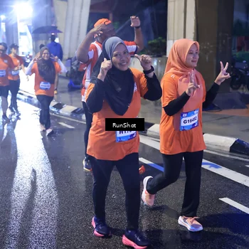 Runner Photo 7928330