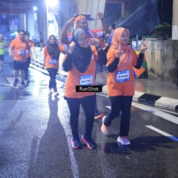 Runner Photo 7928332