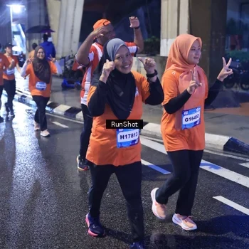 Runner Photo 7928336