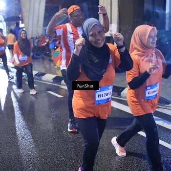 Runner Photo 7928345