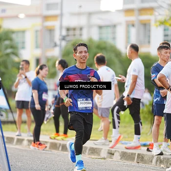 Runner Photo 7928346