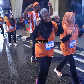 Runner Photo 7928354