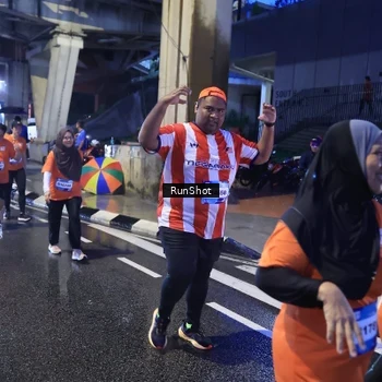 Runner Photo 7928359