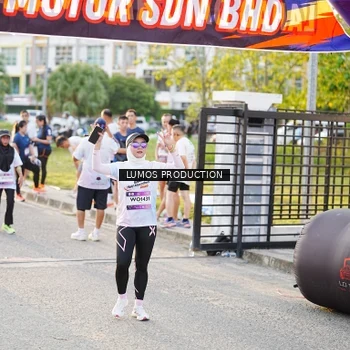 Runner Photo 7928371
