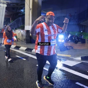 Runner Photo 7928372