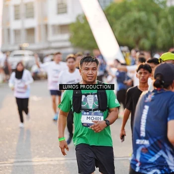 Runner Photo 7928392