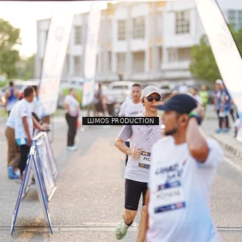 Runner Photo 7928396