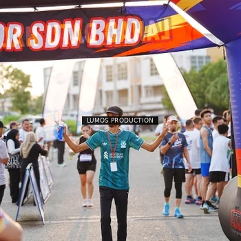 Runner Photo 7928398