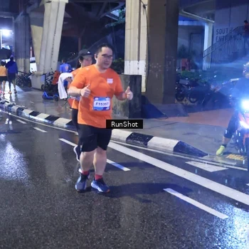 Runner Photo 7928424