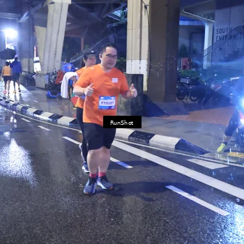 Runner Photo 7928425