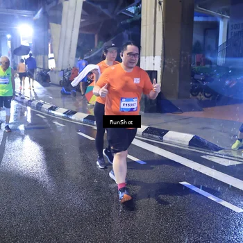 Runner Photo 7928428