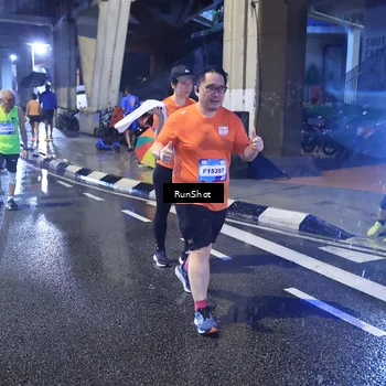 Runner Photo 7928430
